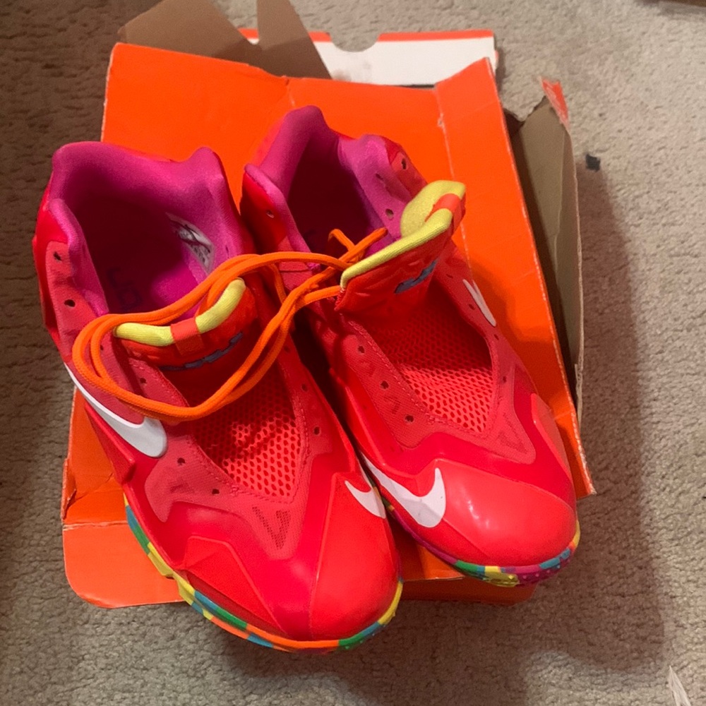 Lebron XI Fruity Pebble